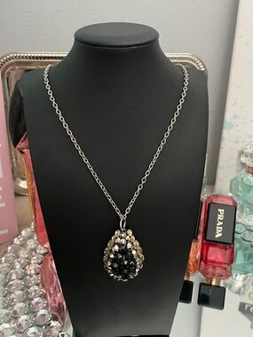 ✨Crystal Teardrop Beaded Pendant Necklace - Black and Gold, Silver✨NEW